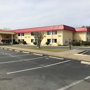 Ameri Stay Inn